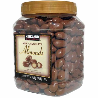 画像1: カークランドシグネチャー ミルクチョコレート・アーモンド 1.36kg Kirkland Signature Milk Chocolate Almonds 1.36kg