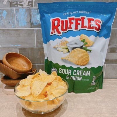 画像1: RUFFLES サワークリーム & オニオン (530g) RUFFLES Sour Cream & Onion (530g)