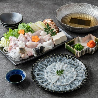 画像2: 【冷凍】玄品 国産とらふぐ てっさ・てっちりセット FROZEN TORAFUGU SASHIMI & HOT-POT SET