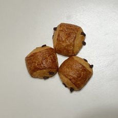 画像2: パンオショコラ２４個入り PAIN AU CHOCOLAT 24PC (2)