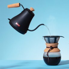 画像4: ボダム メリオール グースネックウォーターケトル BODUM Merior Gooseneck Electric Kettle (4)